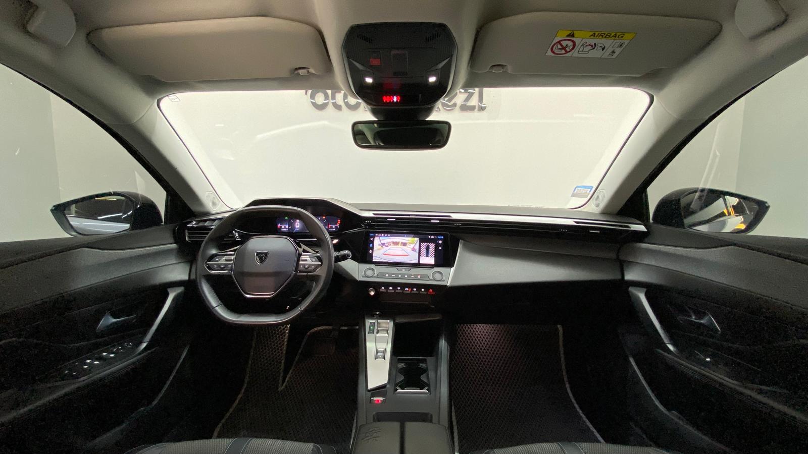 PEUGEOT 308 7